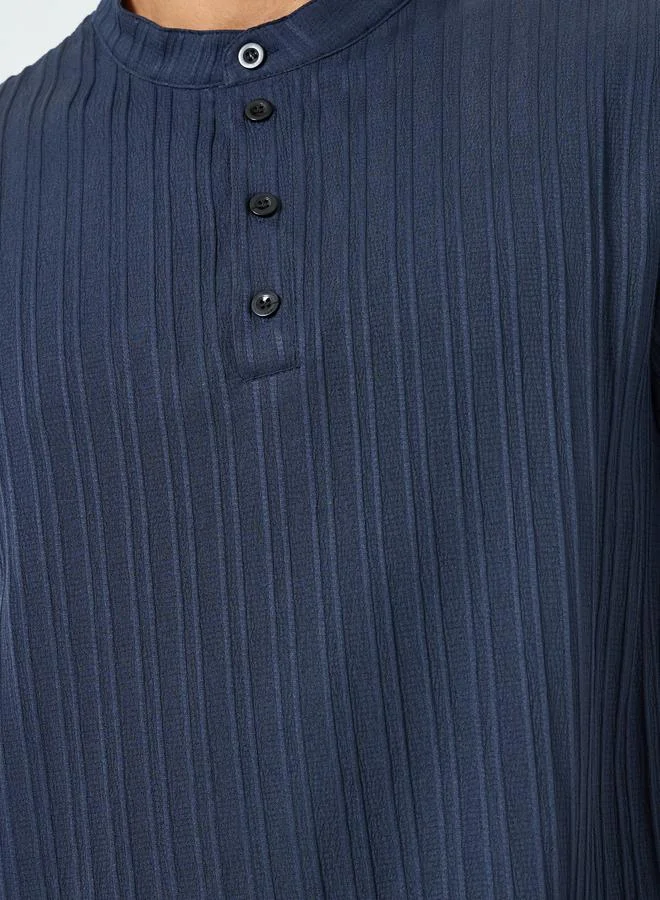 تايك تو Men Navy Blue Textured T-Shirt and Shorts Co-Ords